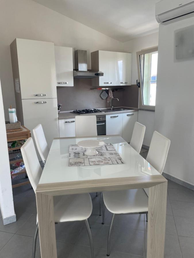 Mansarda San Pietro Appartement Valledoria  Buitenkant foto